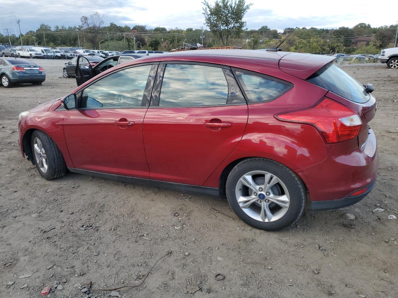 1FADP3K20EL379008 2014 Ford Focus Se