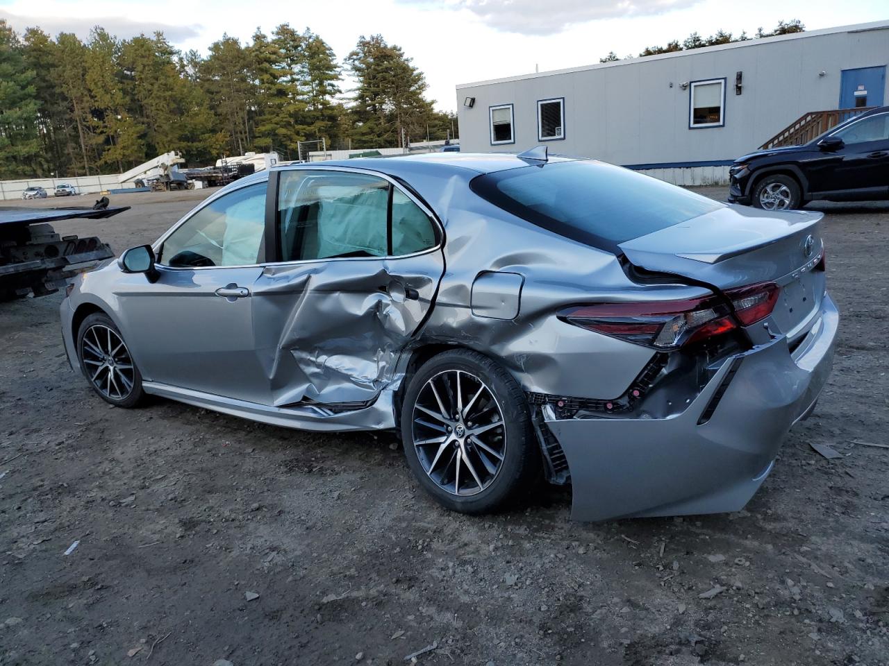 4T1G11AK5NU652285 TOYOTA CAMRY 2022