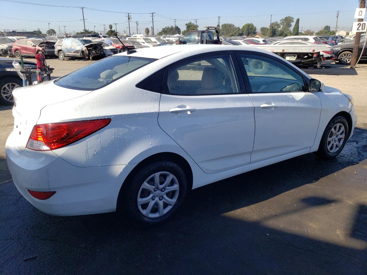 2013 Hyundai Accent Gls vin: KMHCT4AE4DU543464