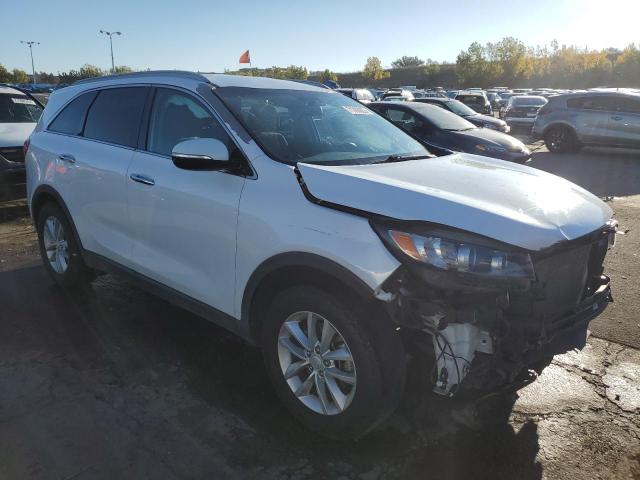  KIA SORENTO 2016 Білий