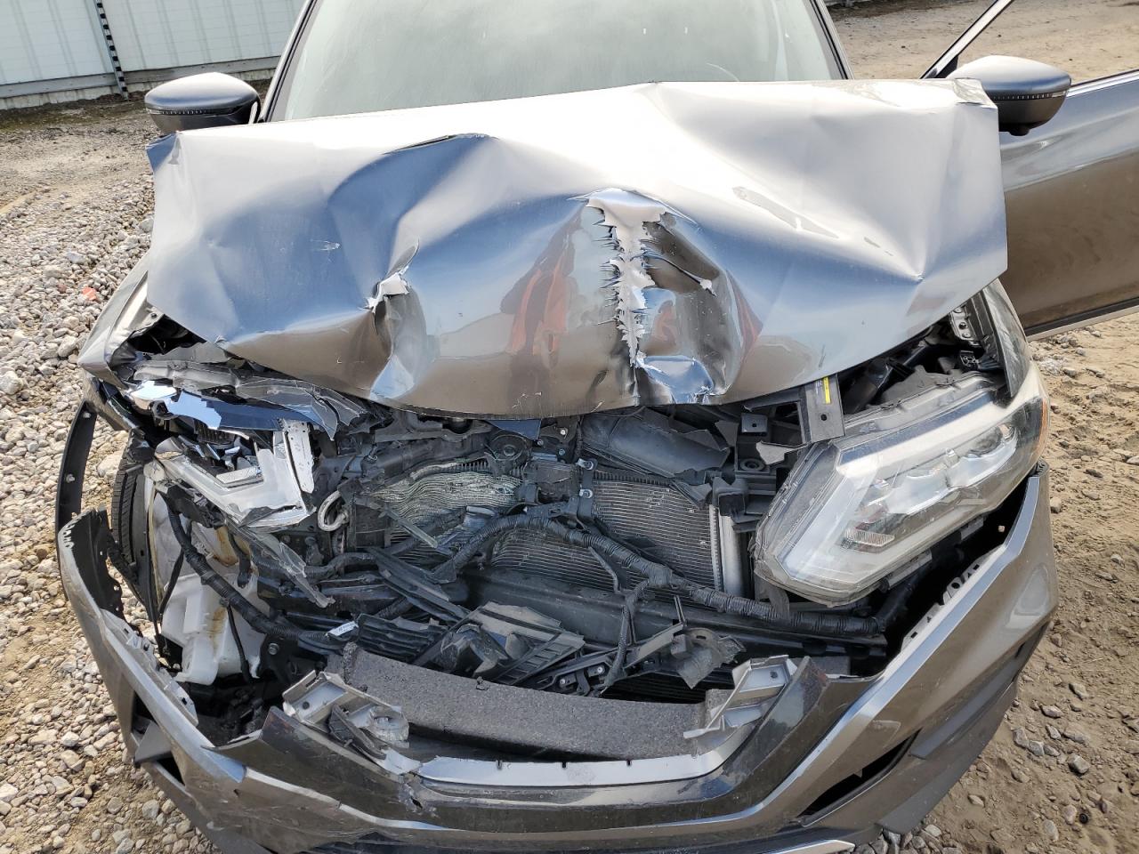 JN8AT2MT3JW485684 NISSAN ROGUE 2018
