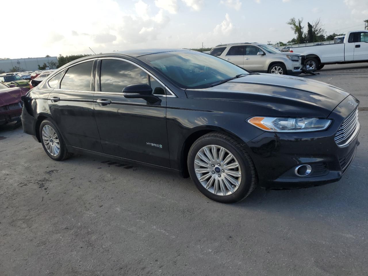 3FA6P0LU3GR130455 FORD FUSION 2016