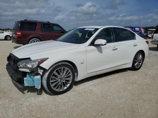 2018 INFINITI Q50 LUXE