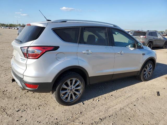 1FMCU0J98HUE72123 2017 FORD ESCAPE, photo no. 3