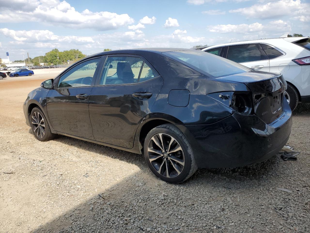 5YFBURHE7JP829012 TOYOTA COROLLA 2018