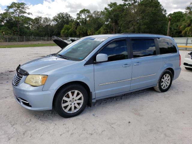 2013 Chrysler Town & Country Touring