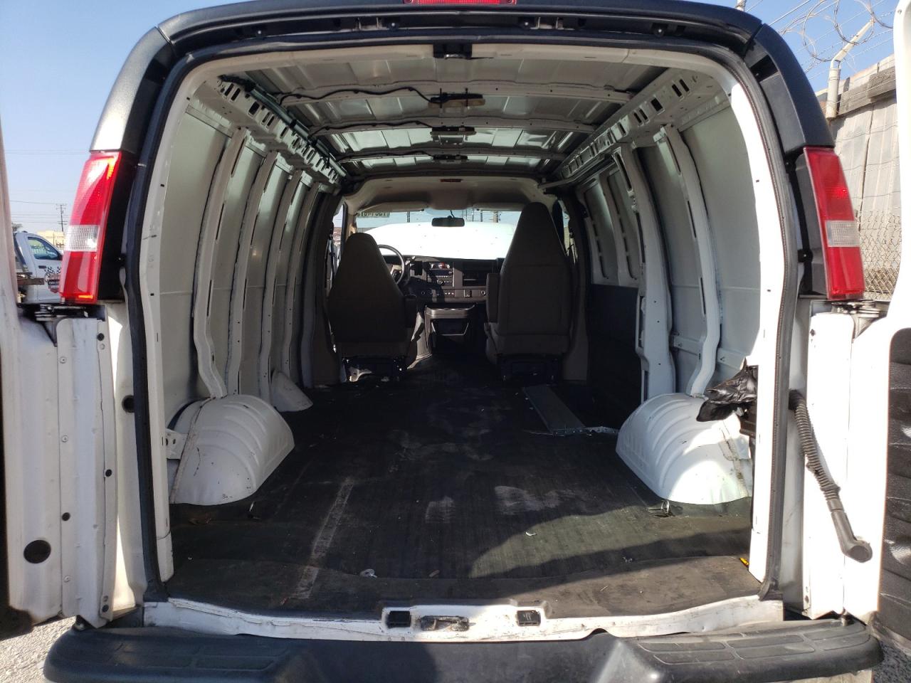 1GCWGAFG0J1288212 CHEVROLET EXPRESS 2018