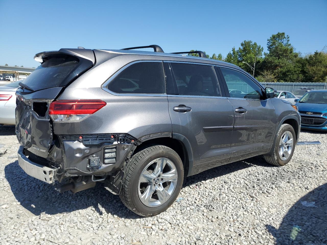 5TDDZRFH6JS494257 TOYOTA HIGHLANDER 2018