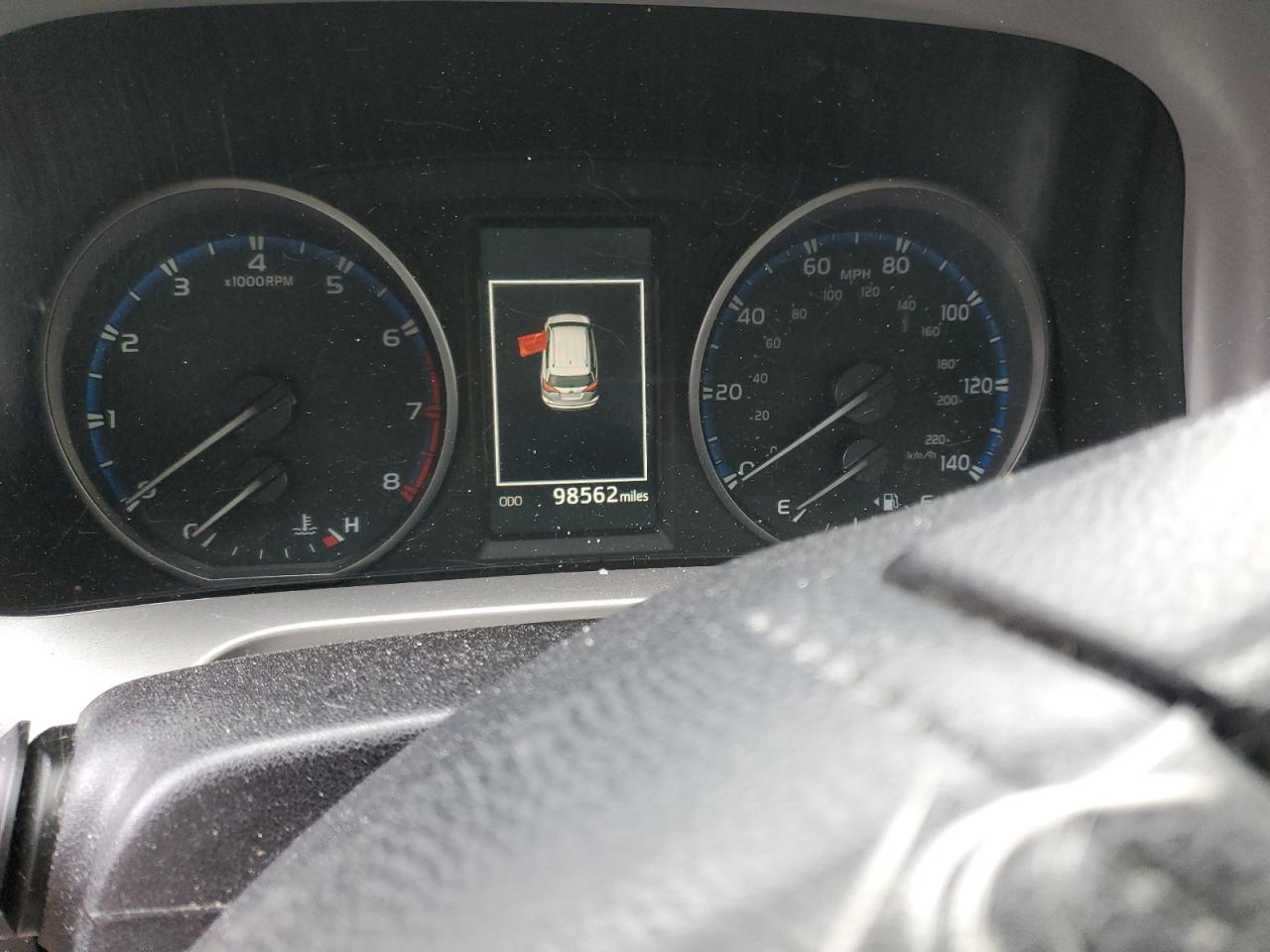 JTMRFREV2HD211266 TOYOTA RAV4 2017