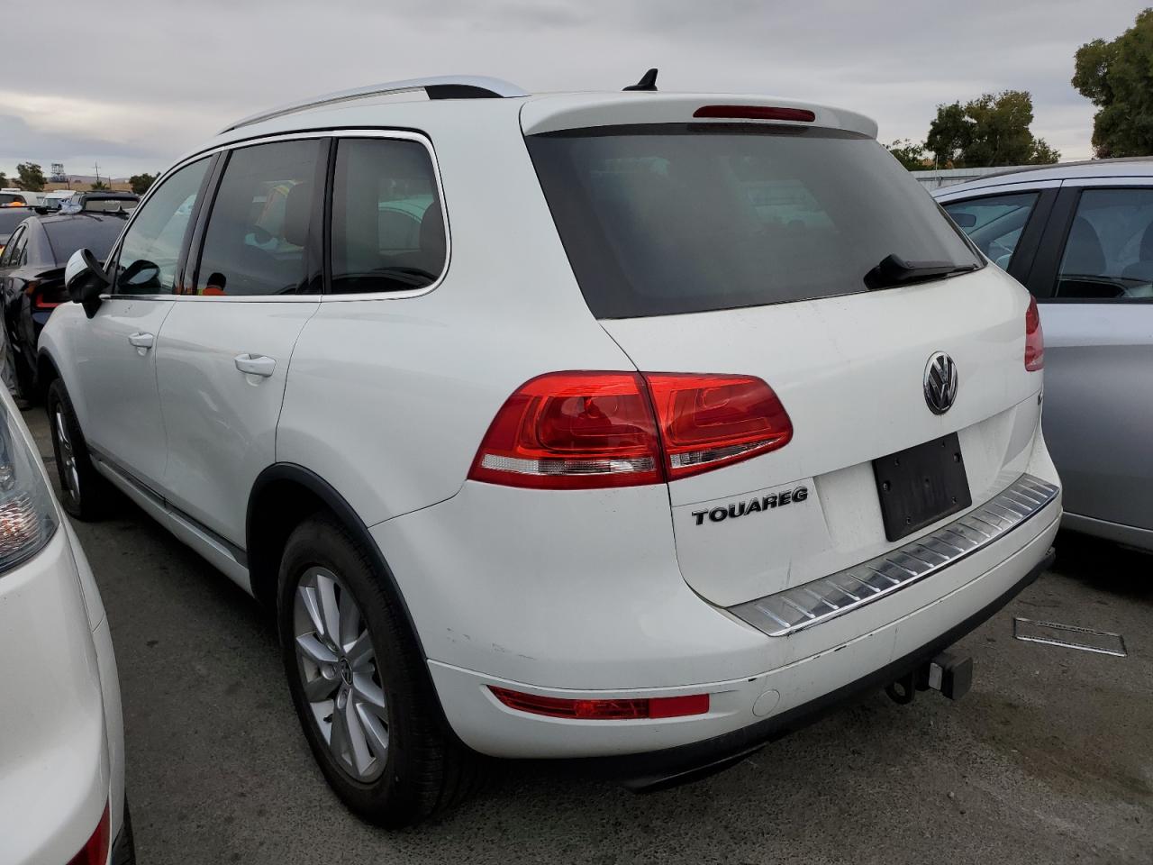 WVGEF9BP6ED006559 2014 Volkswagen Touareg V6