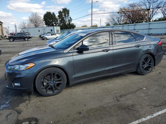 3FA6P0HD9KR282418 Ford Fusion SE