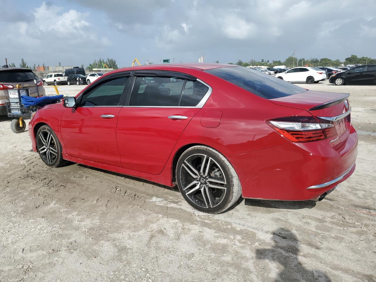 1HGCR2E52GA092611 HONDA ACCORD 2016