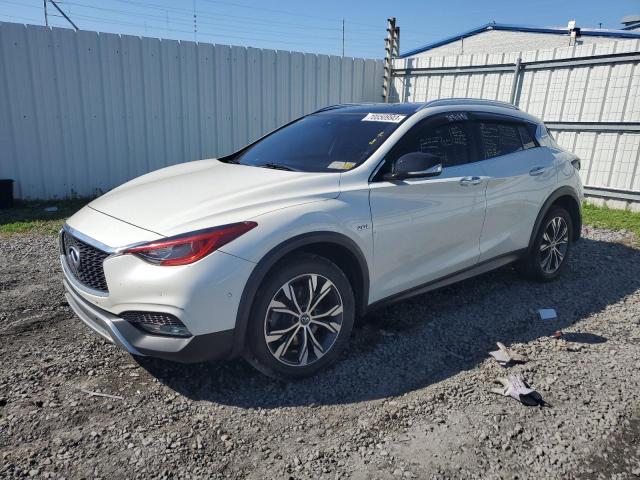 2017 INFINITI QX30 Base