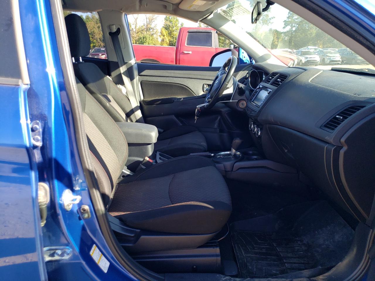 JA4AP3AU4HZ032261 MITSUBISHI OUTLANDER 2017