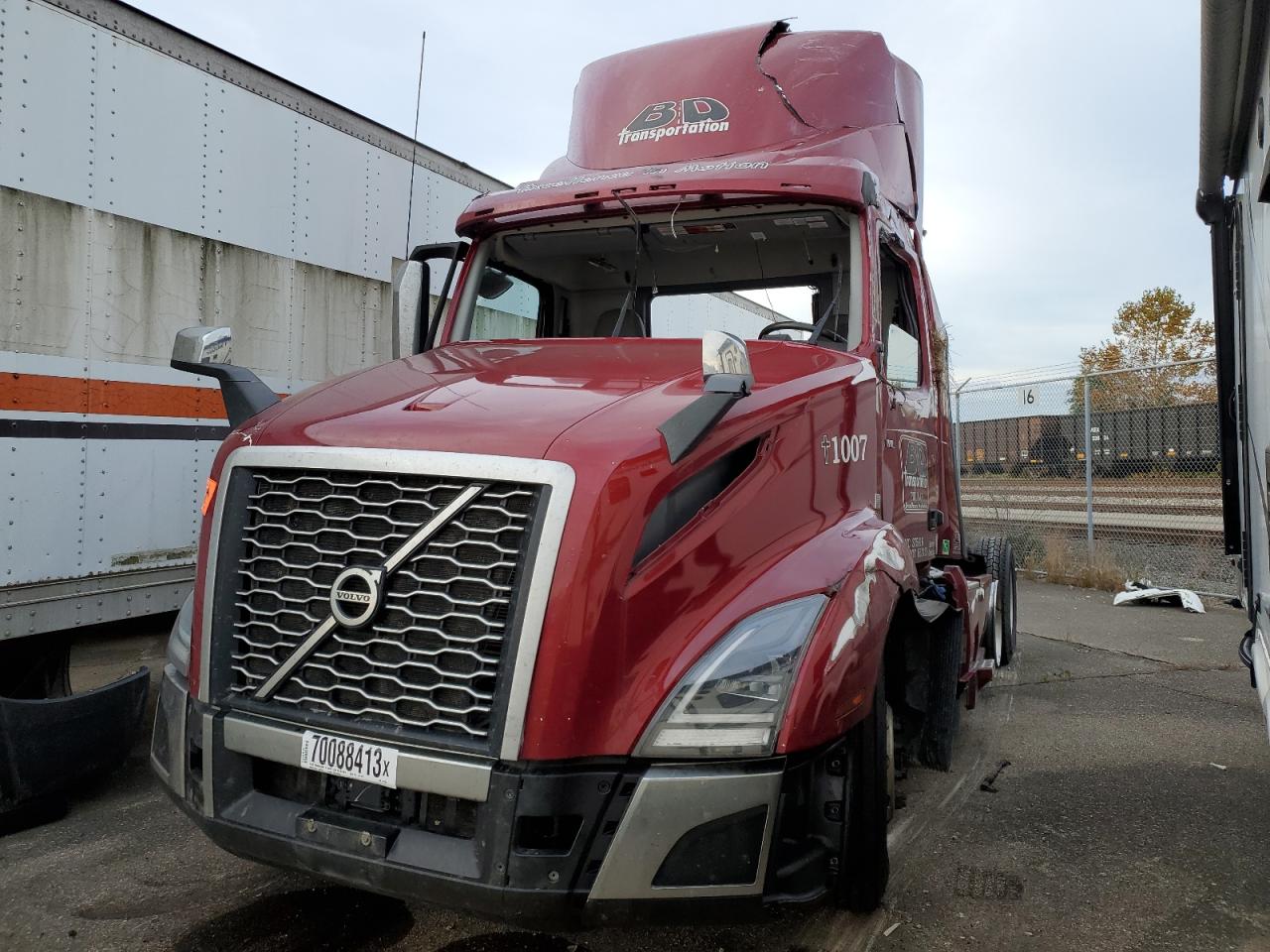 Lot #2199635900 2022 VOLVO VN VNL