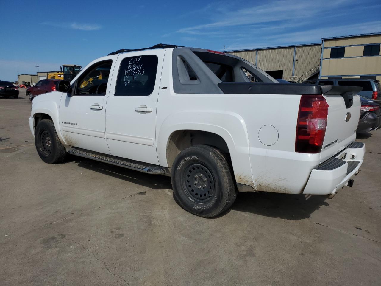 3gntkfe32bg399769 3GNTKFE32BG399769 2011 Chevrolet Avalanche Lt