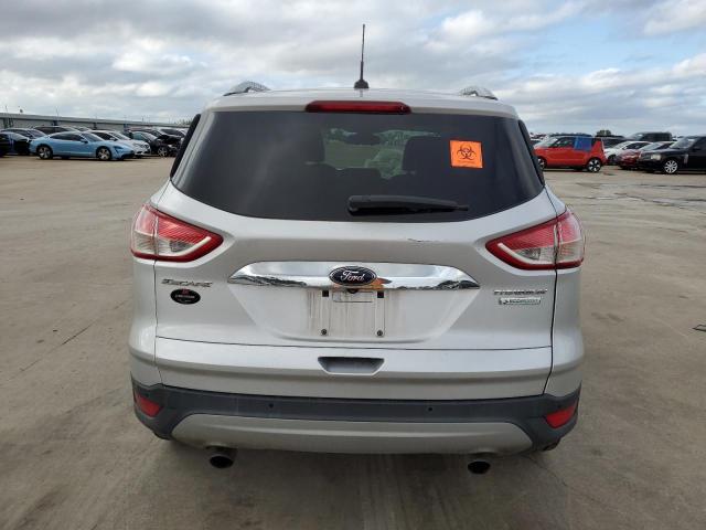 1FMCU0J95FUA32583 Ford Escape Titanium