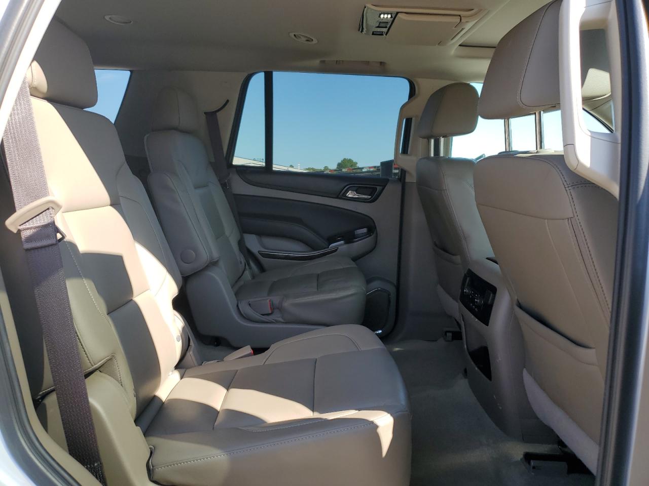 1GNSCBKC2HR331776 CHEVROLET TAHOE 2017