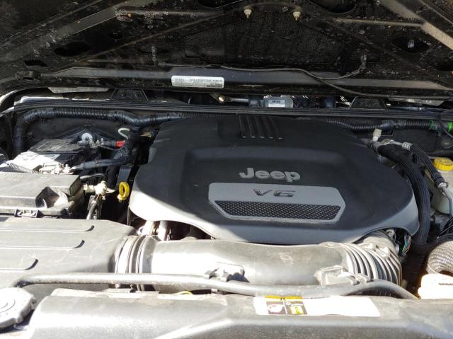 1C4BJWDG8GL180546 Jeep Wrangler Unlimited Sport