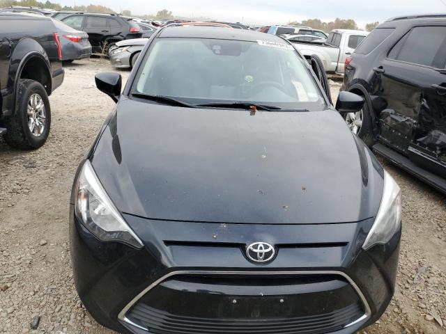  TOYOTA YARIS 2017 Чорний