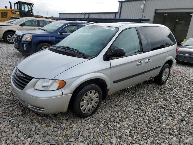 2005 Chrysler Town & Country 