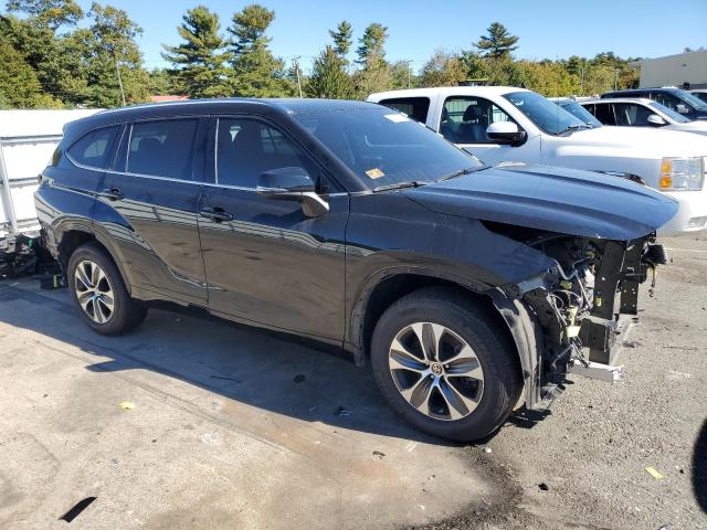 VIN 5TDGZRBH4MS528154 2021 Toyota Highlander, Xle no.4