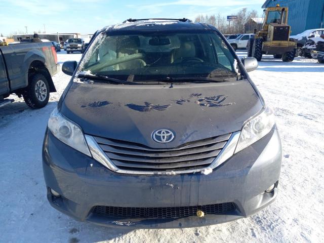 5TDDZ3DC2HS152674 | 2017 TOYOTA SIENNA XLE