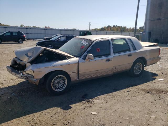 1996 Lincoln Town Car Signature