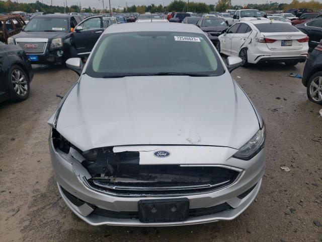 Седани FORD FUSION 2017 Сріблястий