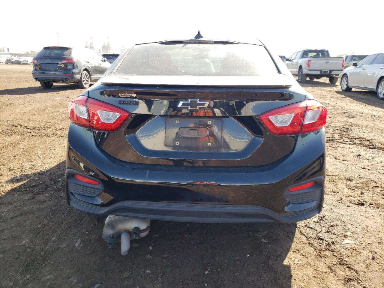 1G1BE5SM5J7156608 CHEVROLET CRUZE 2018