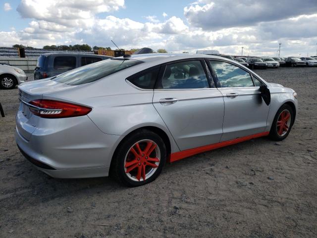 3FA6P0H76JR111909 Ford FUSION SE