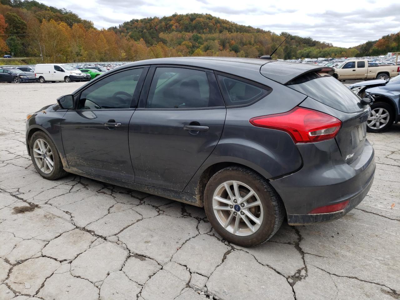 1FADP3K2XHL305387 FORD FOCUS 2017