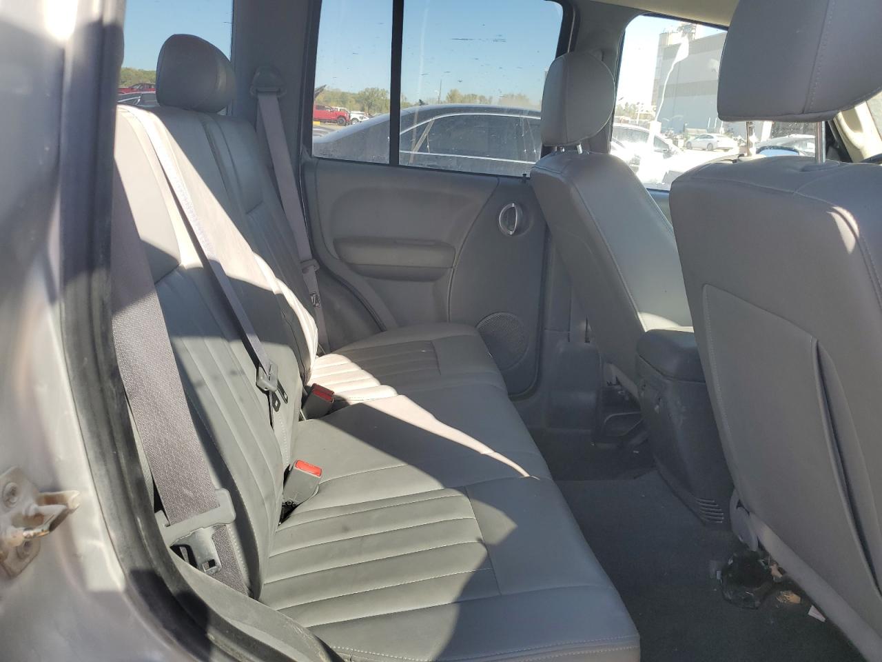 1J4GL58K36W280165 2006 Jeep Liberty Limited 1J4GL58K36W280165 2006 Jeep Liberty Limited