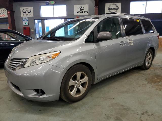 2016 Toyota Sienna LE