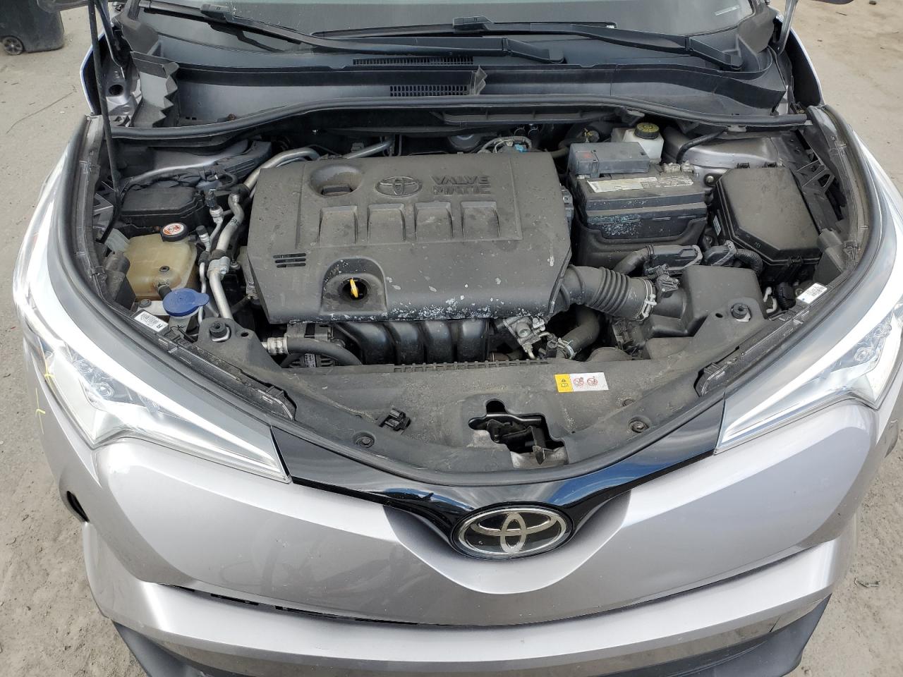 NMTKHMBX1JR062877 2018 Toyota C-Hr Xle