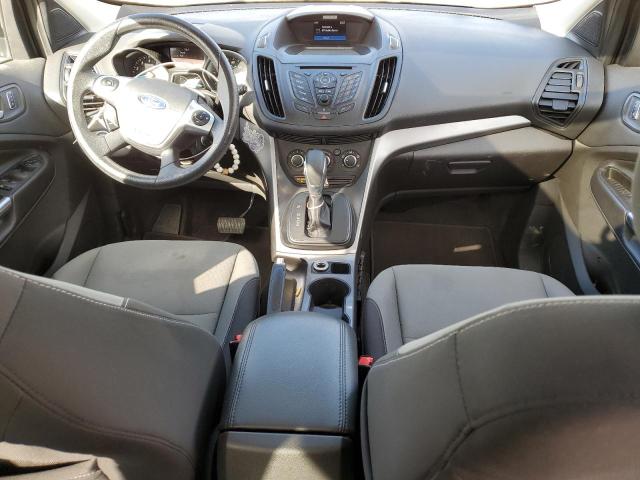 1FMCU9G99GUC45601 Ford ESCAPE SE