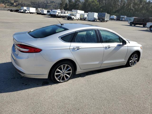 3FA6P0HD6HR130296 Ford FUSION SE