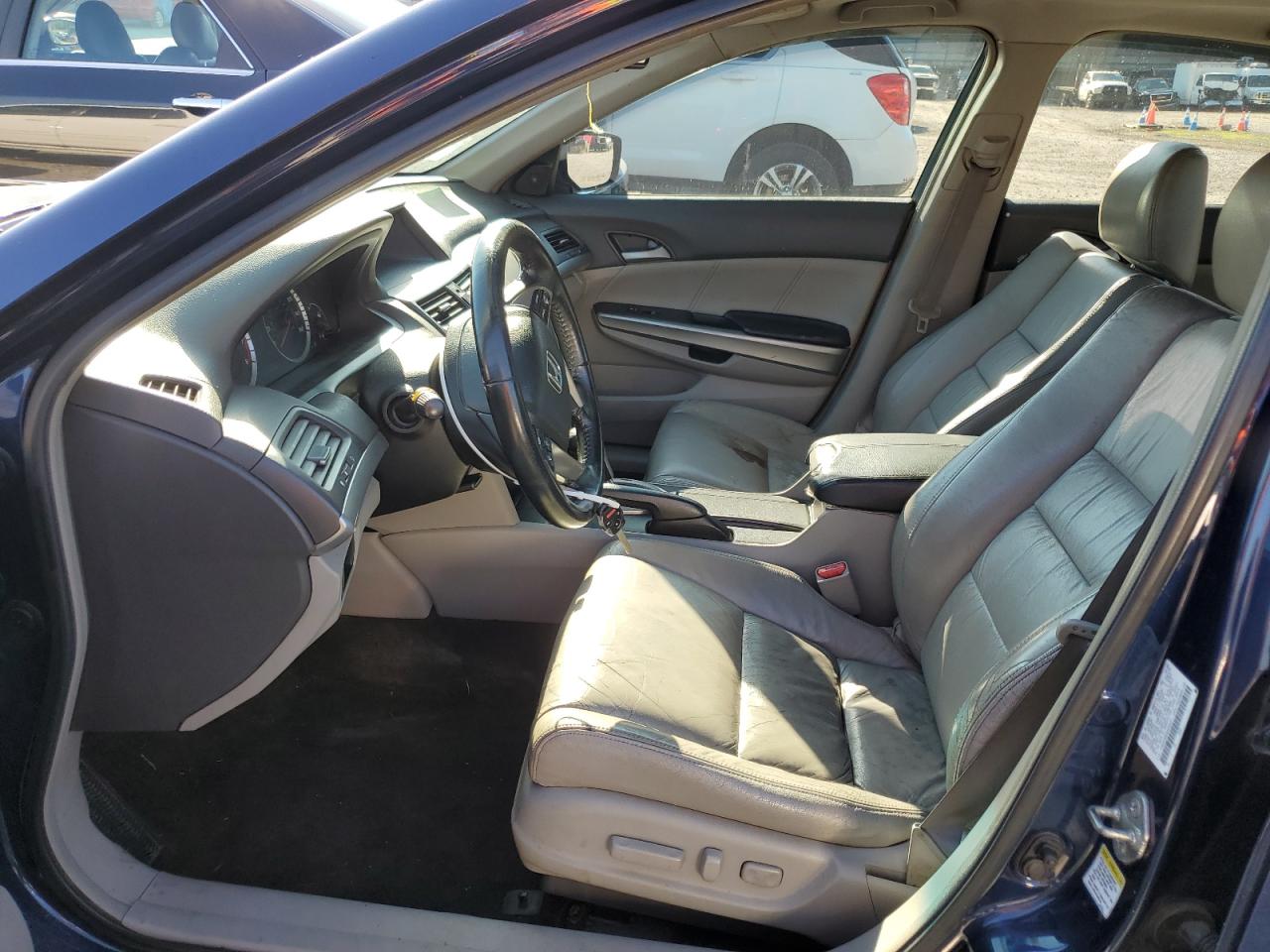 1HGCP36859A020437 2009 Honda Accord Exl