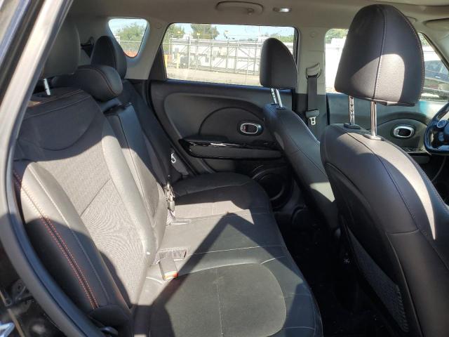 KNDJX3AA2J7538930 KIA Soul !