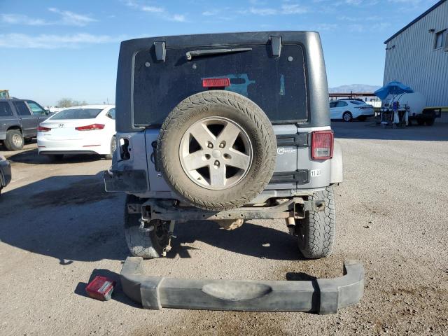 1C4BJWDG2JL896611 Jeep Wrangler Unlimited Sport