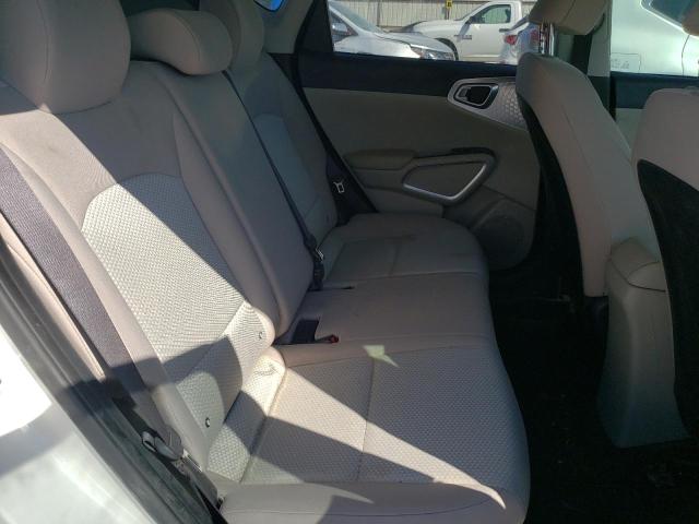 KNDJ23AU8L7120545 KIA SOUL LX