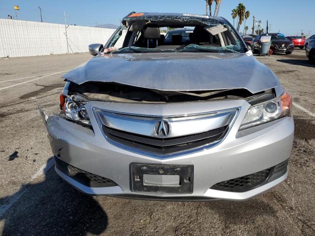 19VDE1F32EE001197 Acura ILX 20