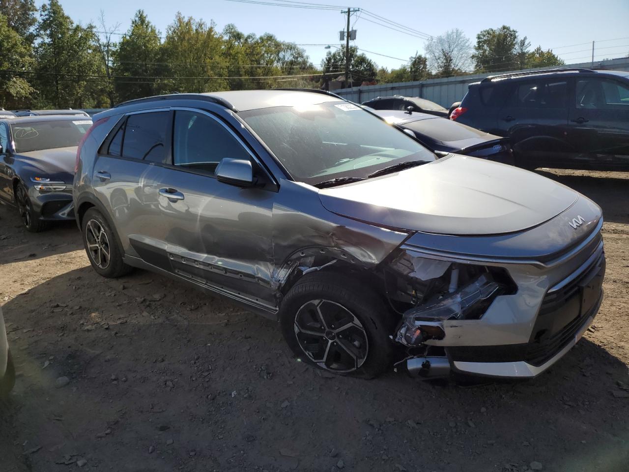 KNDCP3LE9P5096290 Kia Niro LX 4