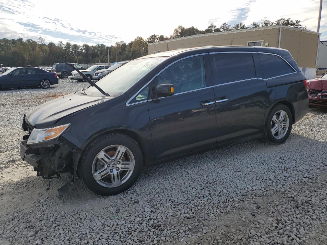 2013 Honda Odyssey Touring vin: 5FNRL5H94DB015798