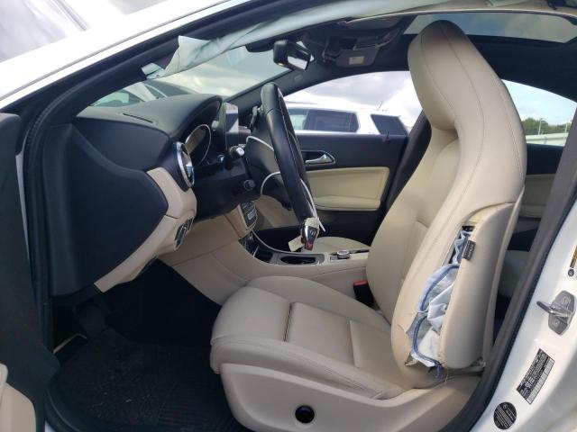 WDDSJ4GB4KN759640 Mercedes-Benz CLA 250 4MATIC