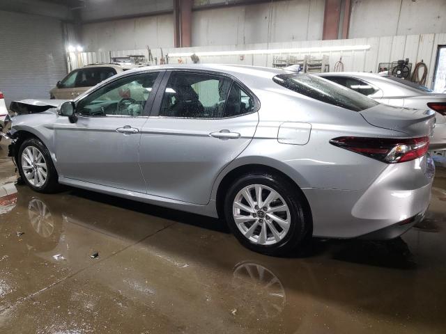  TOYOTA CAMRY 2023 Сріблястий