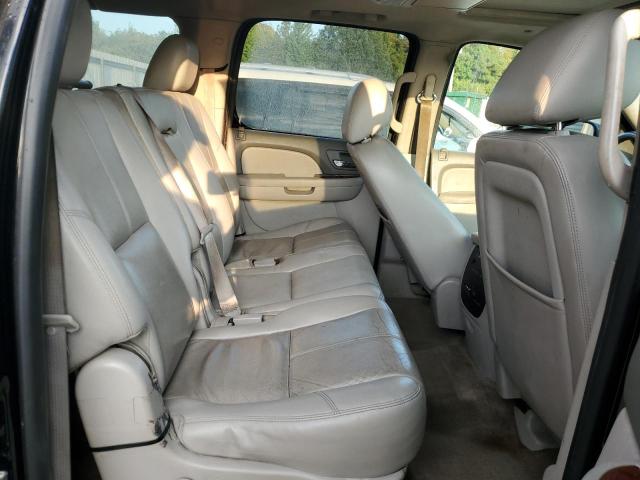 1GNSCJE02ER230132 Chevrolet Suburban C1500 Lt