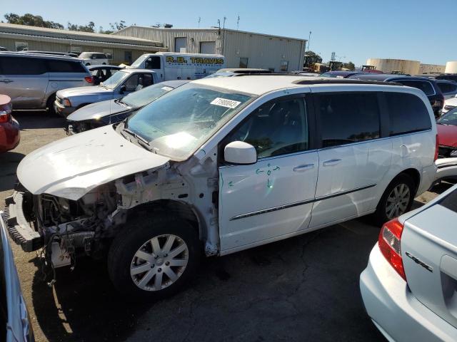 2016 CHRYSLER TOWN & COU - 2C4RC1BG4GR230977