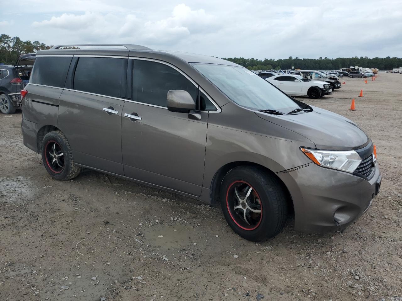 JN8AE2KP5E9105863 2014 Nissan Quest S