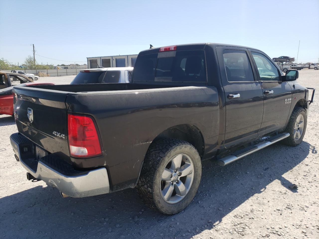 1C6RR7LM8GS392493 2016 Ram 1500 Slt